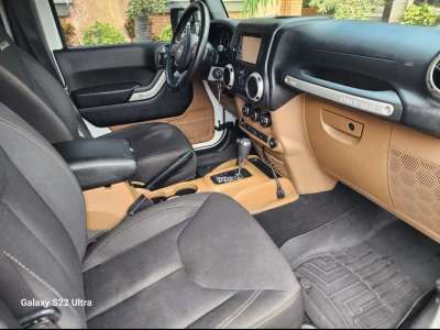 Jeep Sahara - Image 5