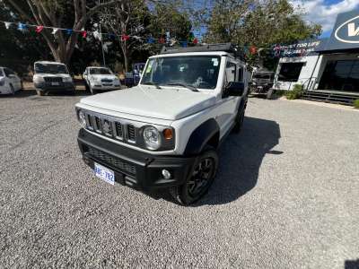 Suzuki Jimny GLX - Image 1