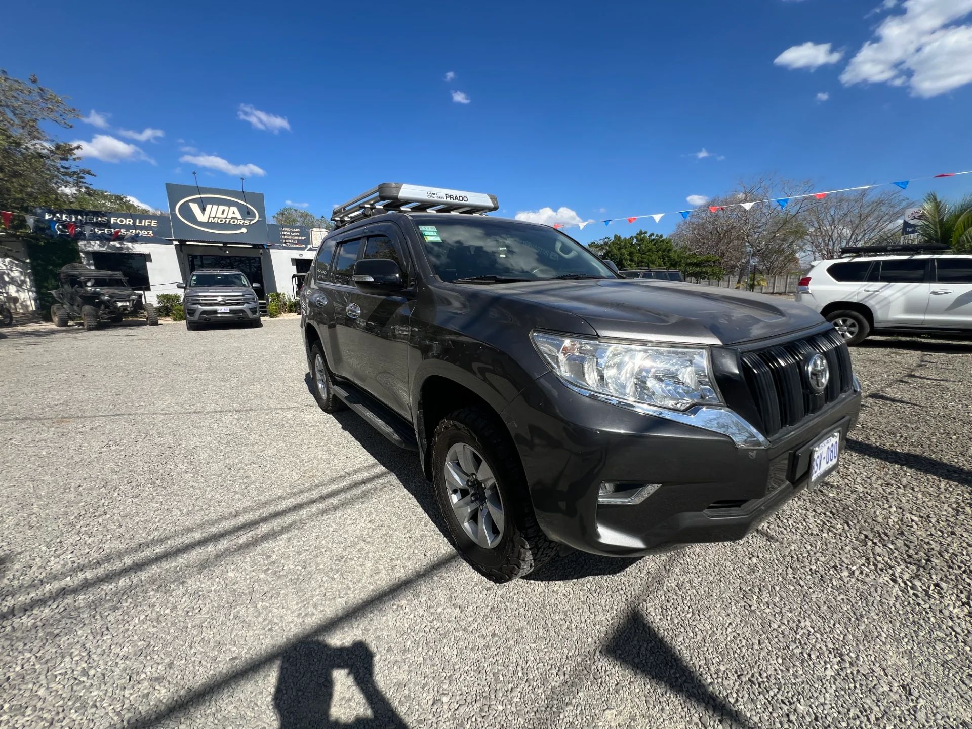 Toyota Prado - Image 1