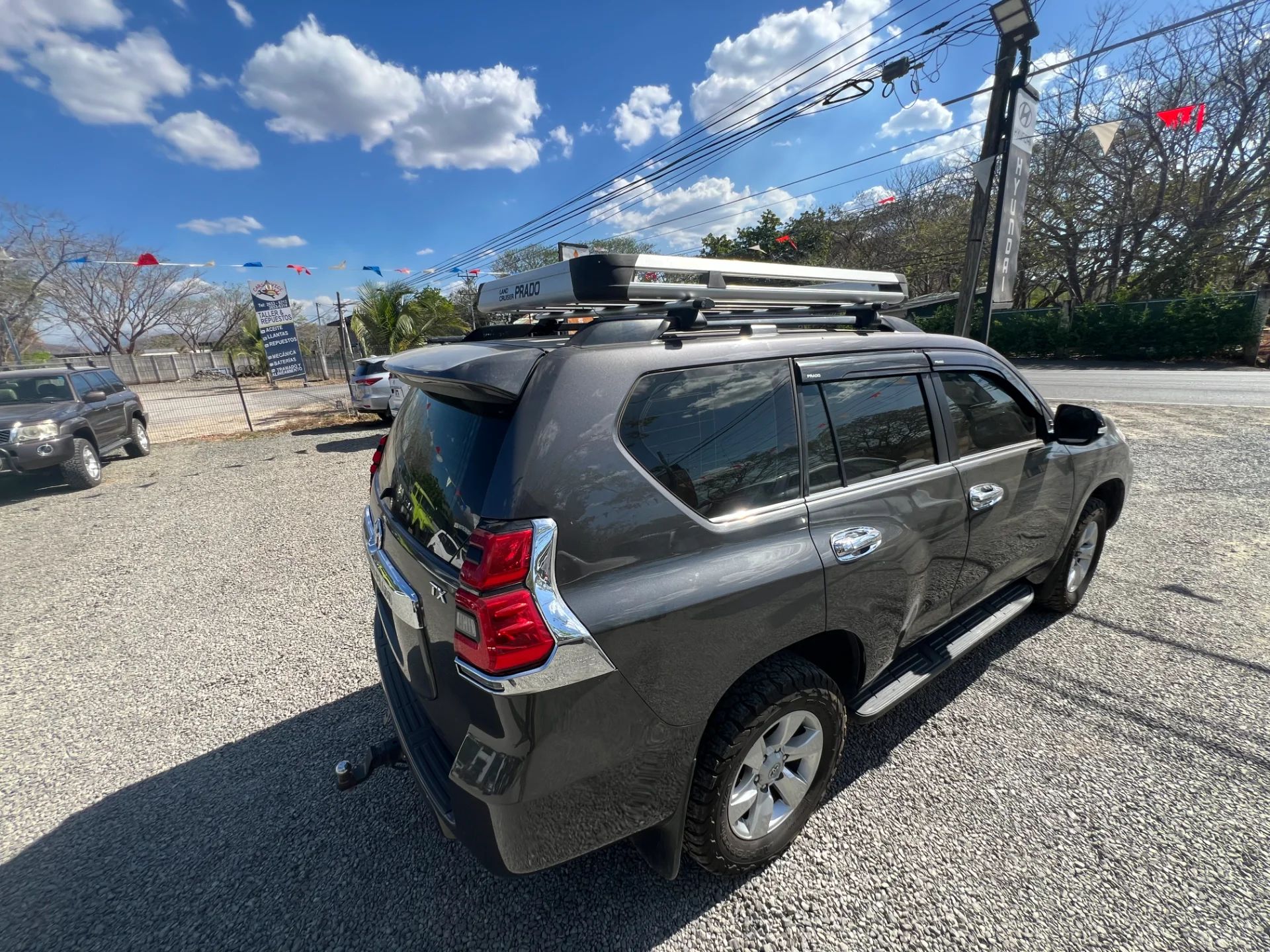 Toyota Prado - Image 2