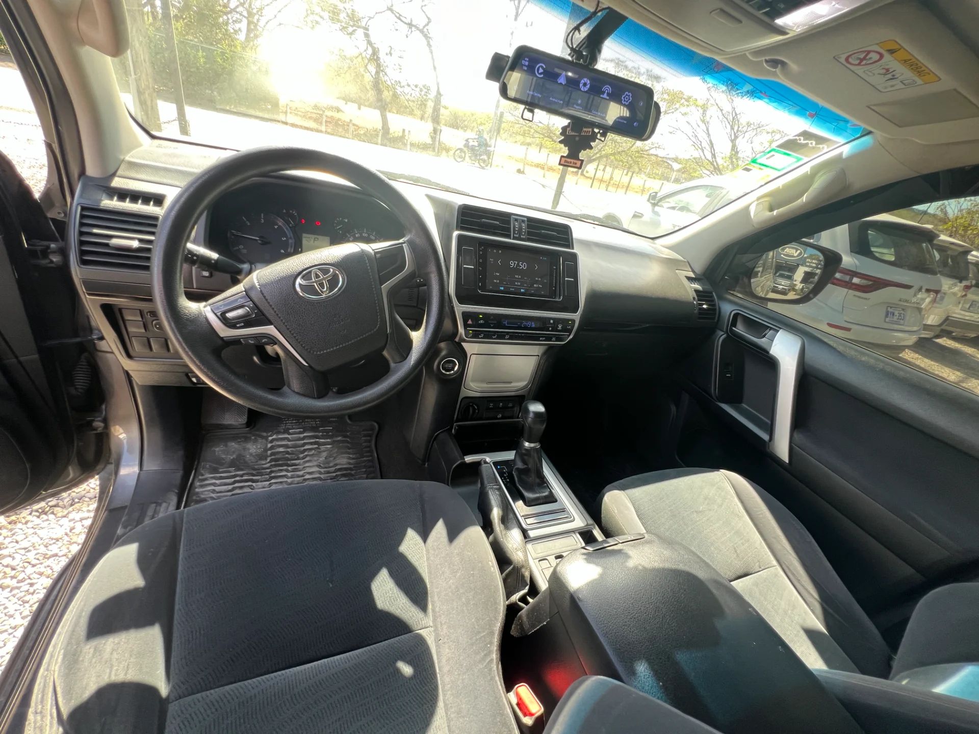 Toyota Prado - Image 8