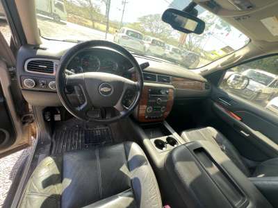 Chevrolet Avalanche Lt - Image 7