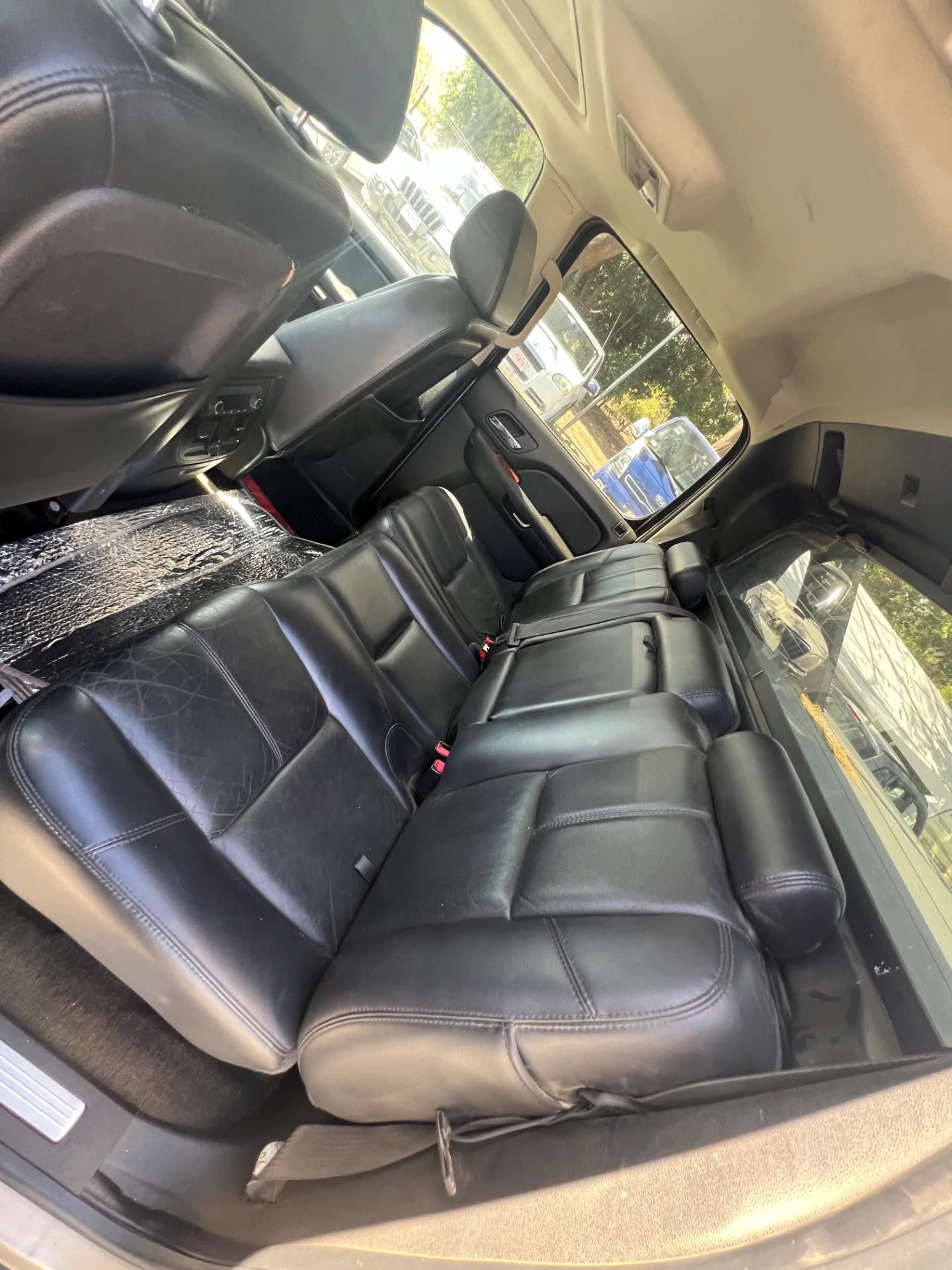 Chevrolet Avalanche Lt - Image 9