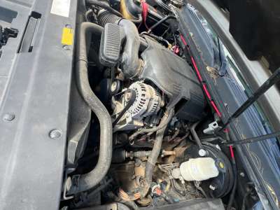 Chevrolet Avalanche Lt - Image 5