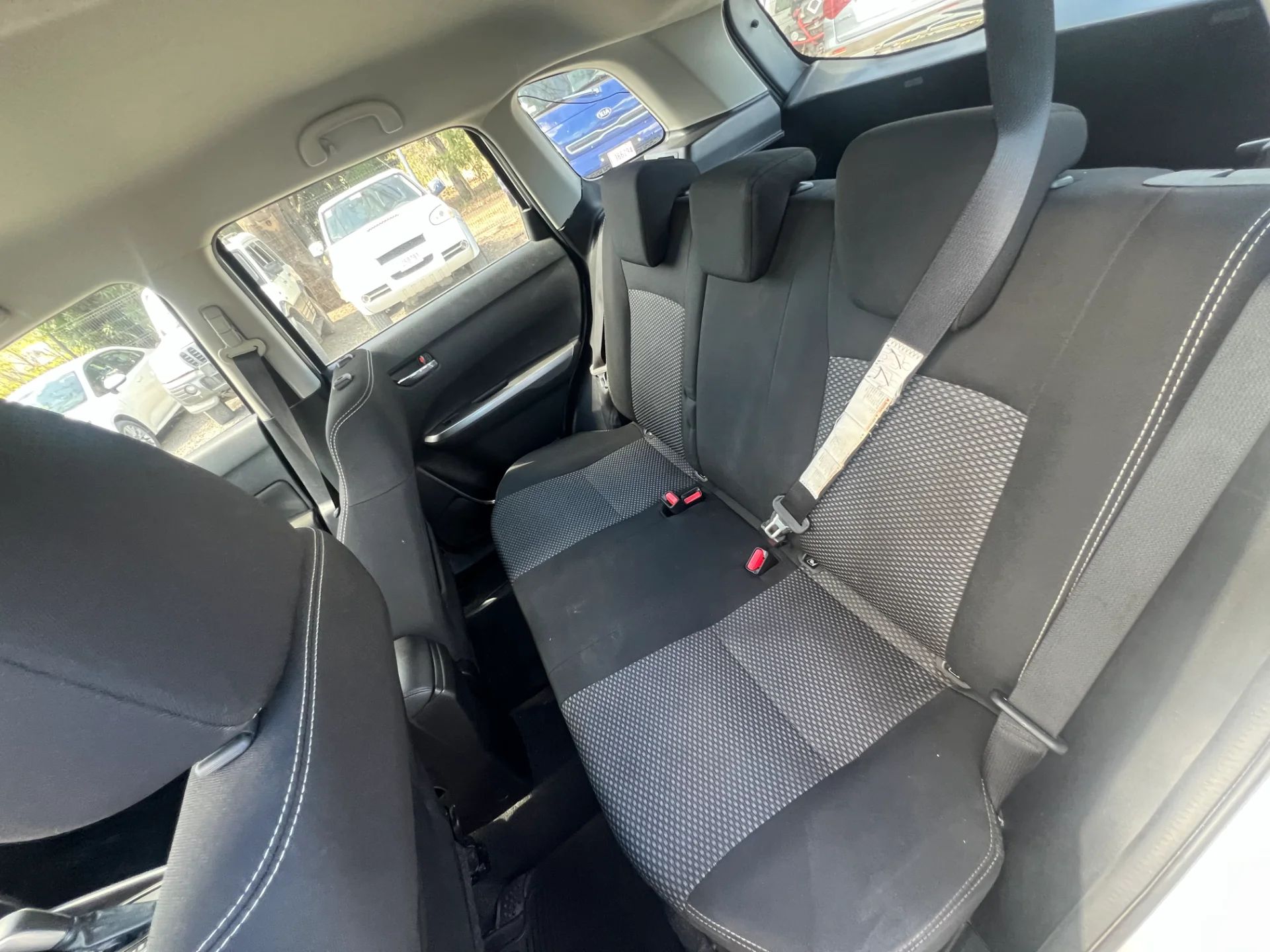 Suzuki Vitara GL Plus A - Image 9