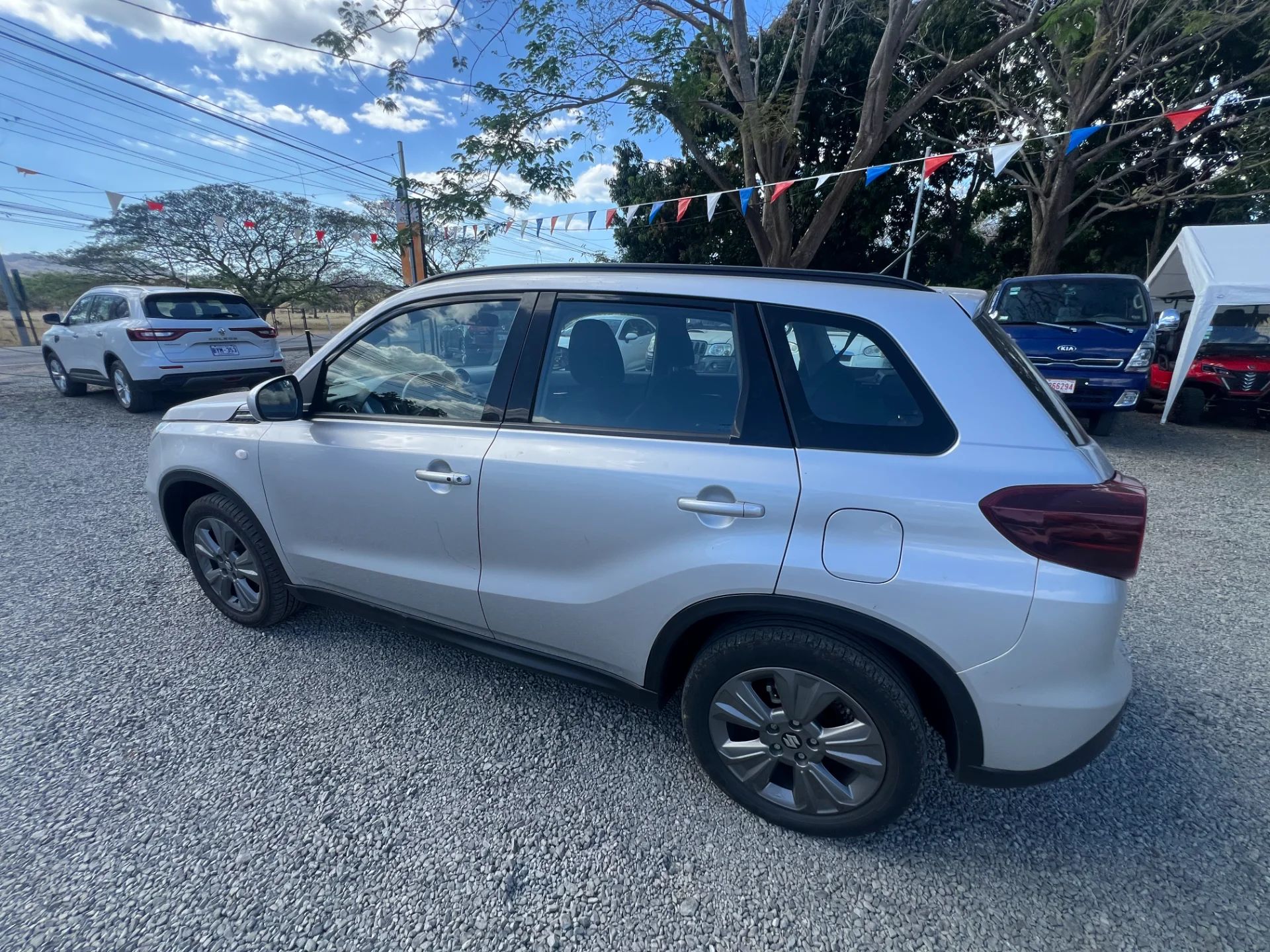 Suzuki Vitara GL Plus A - Image 4