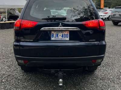 Mitsubishi Montero Sport - Image 8