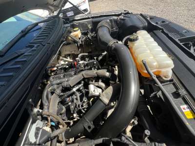 Ford Expedition - Image 11