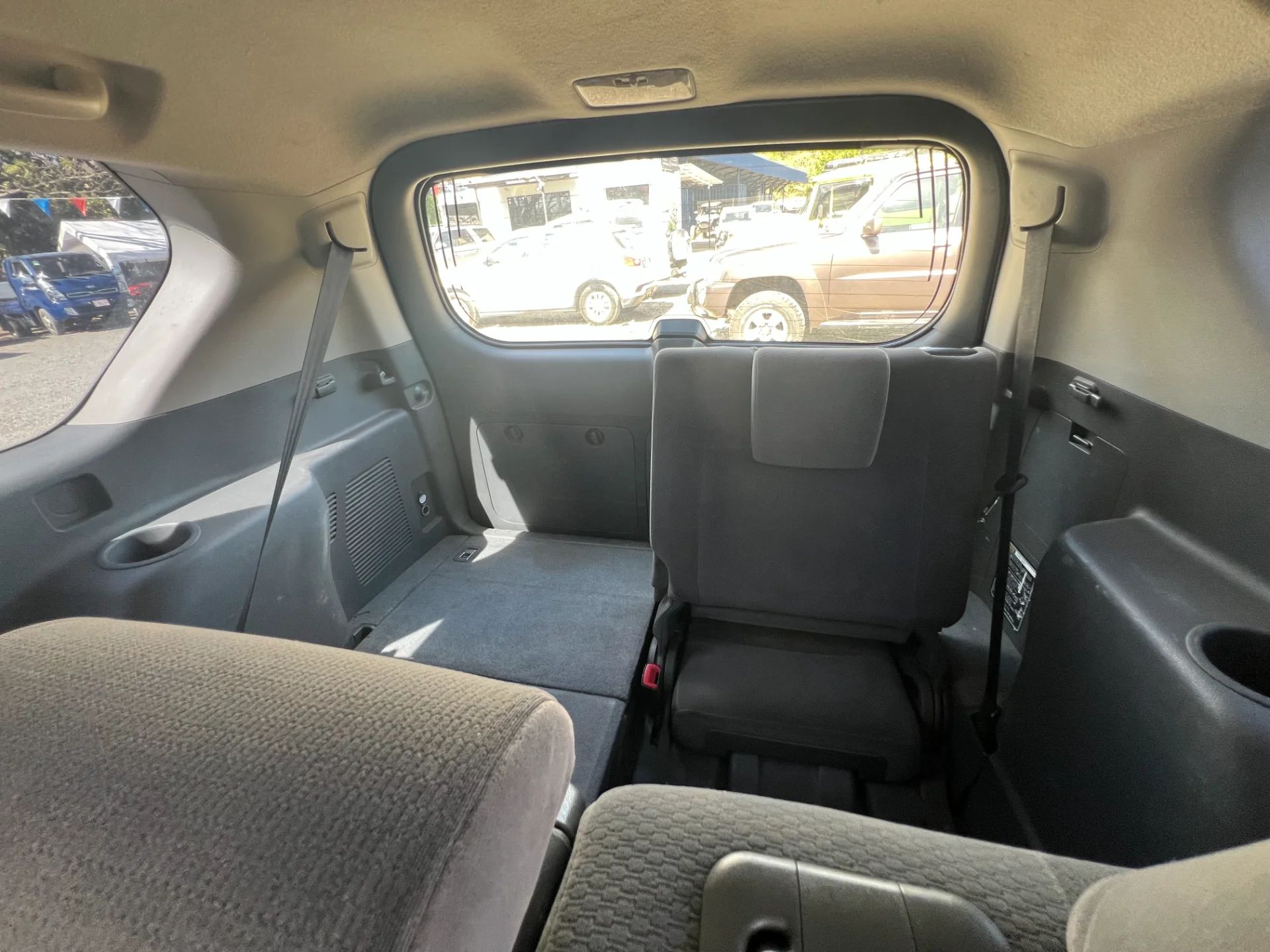 Toyota Prado - Image 8