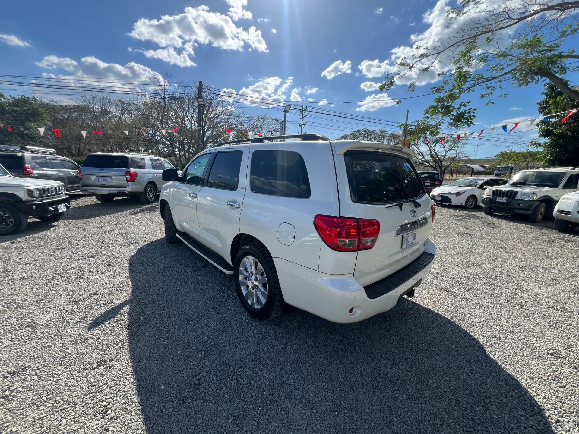 Toyota Sequoia - Image 4