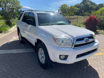 Toyota 4Runner - Image 2