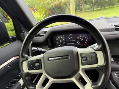 Land Rover Defender P400 - Image 16