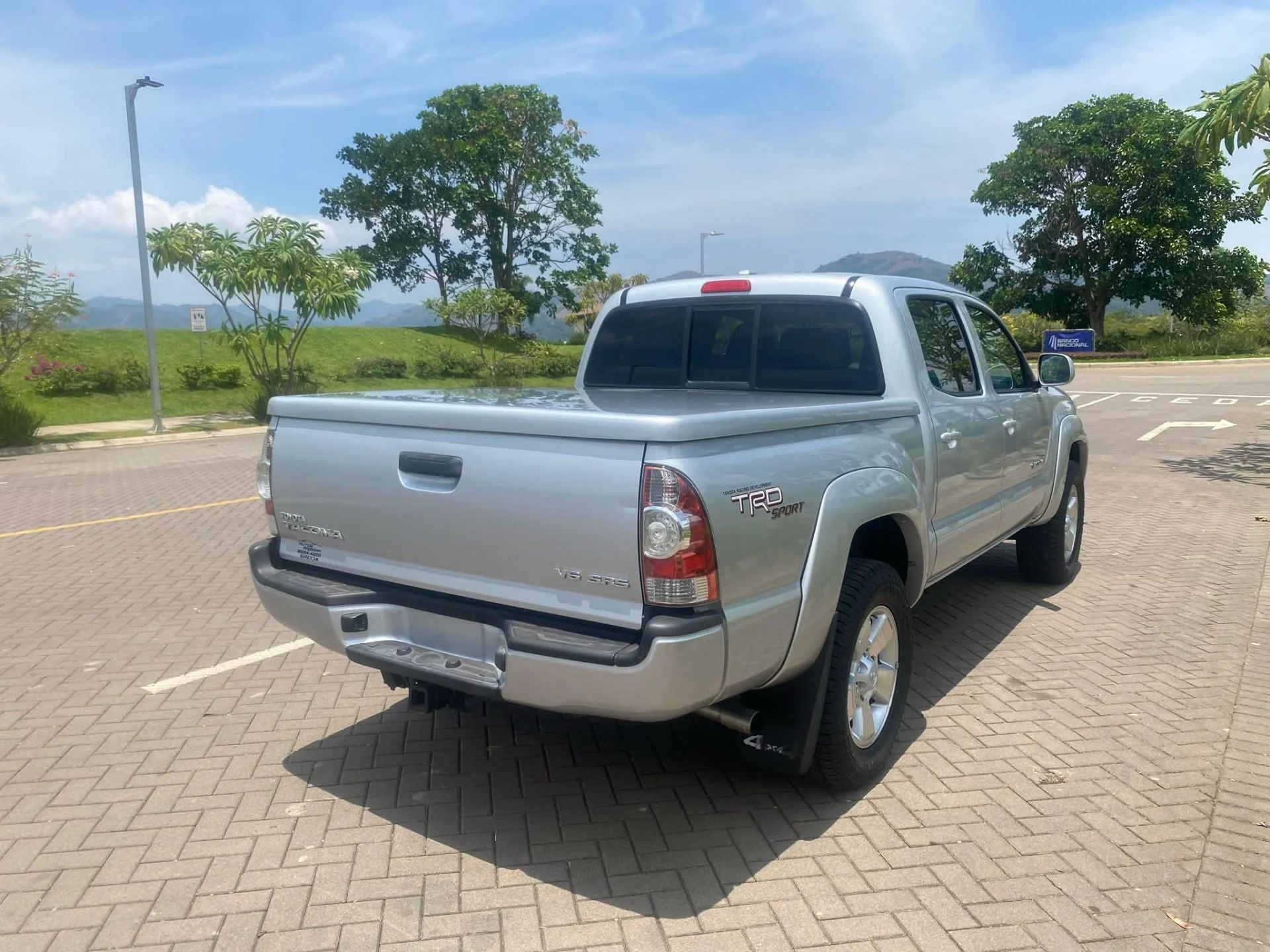 Toyota Tacoma - Image 2