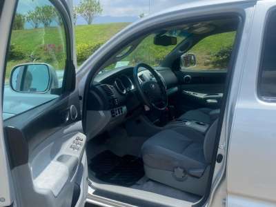 Toyota Tacoma - Image 4