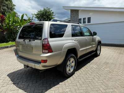 Toyota 4Runner - Image 7