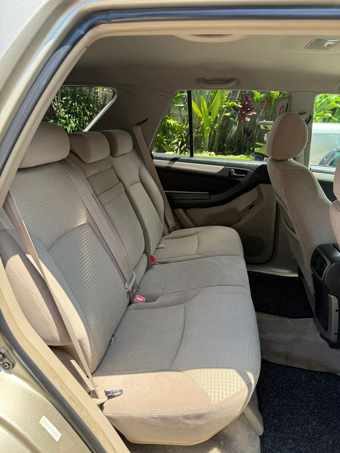 Toyota 4Runner - Image 8