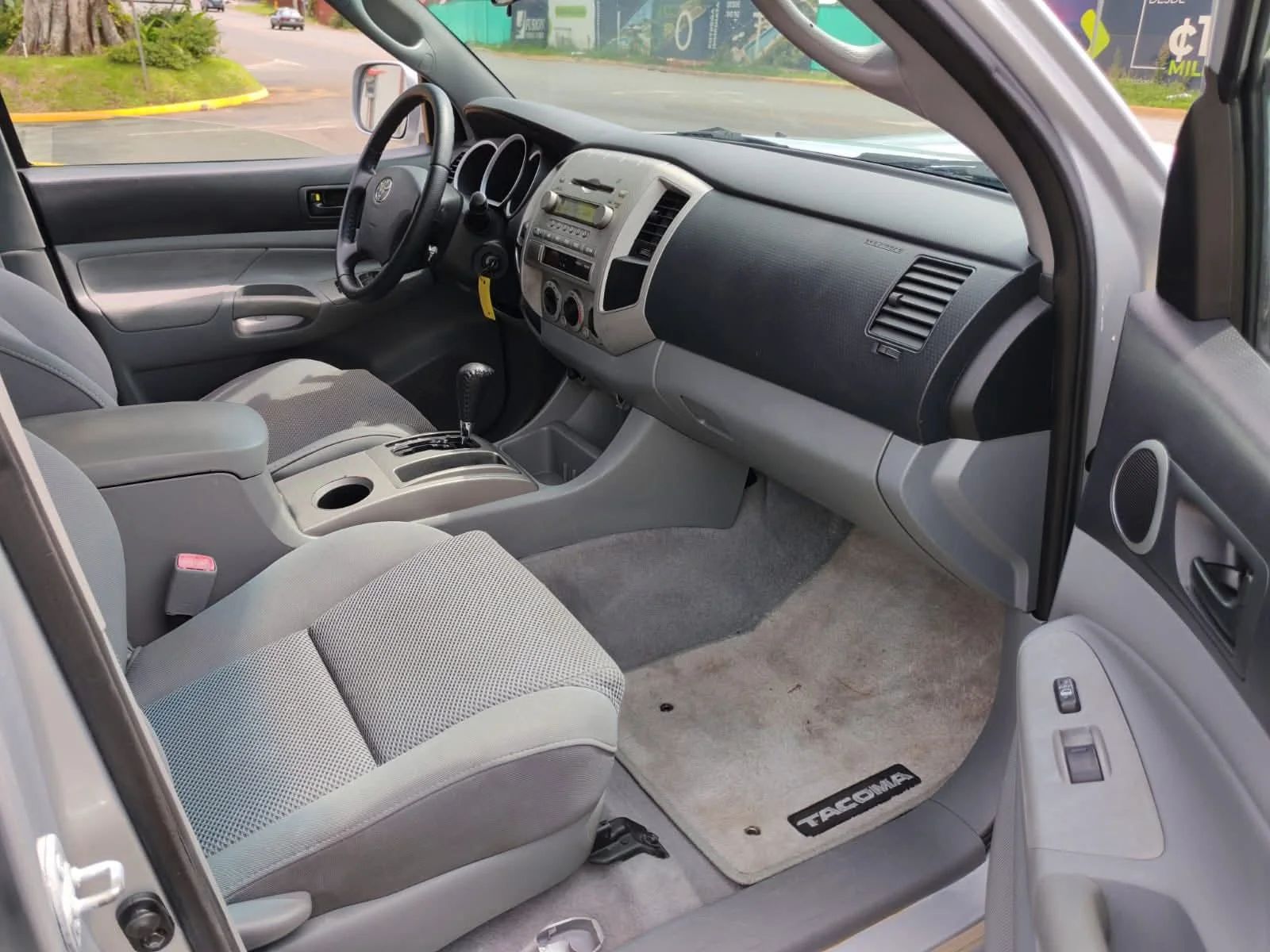 Toyota Tacoma - Image 6