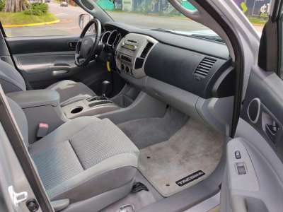 Toyota Tacoma - Image 6