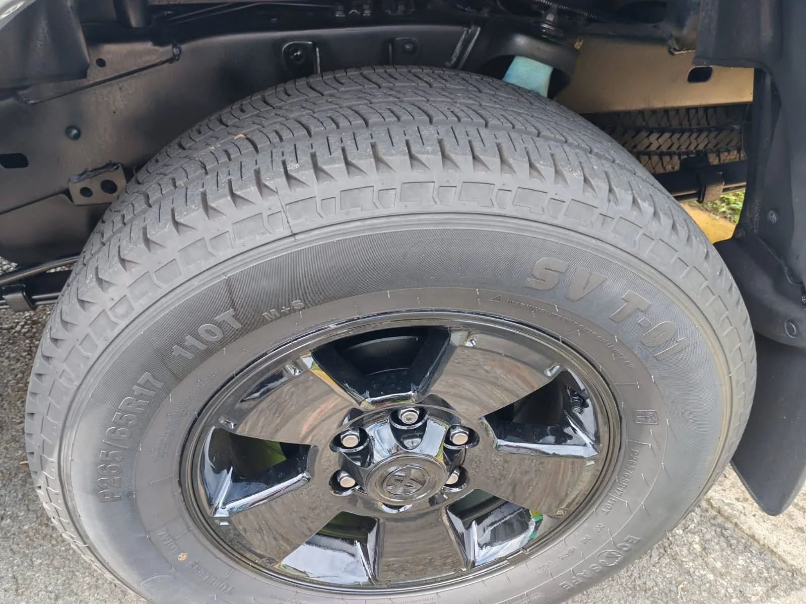 Toyota Tacoma - Image 10