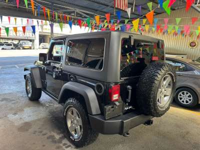 Jeep Rubicon - Image 7