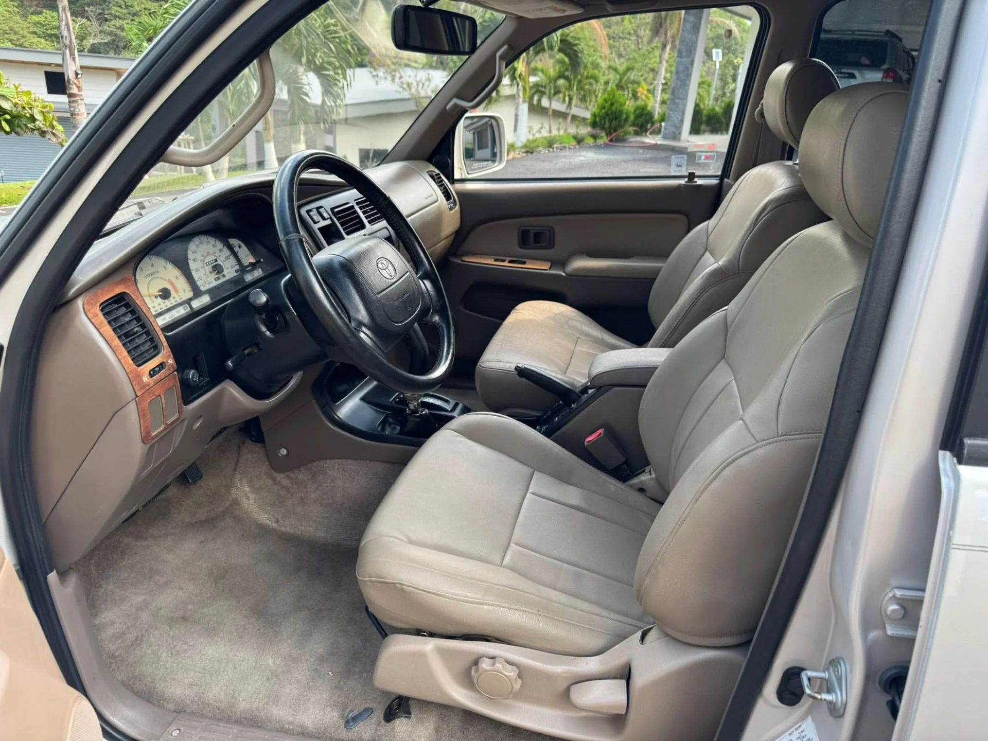 Toyota 4Runner - Image 6