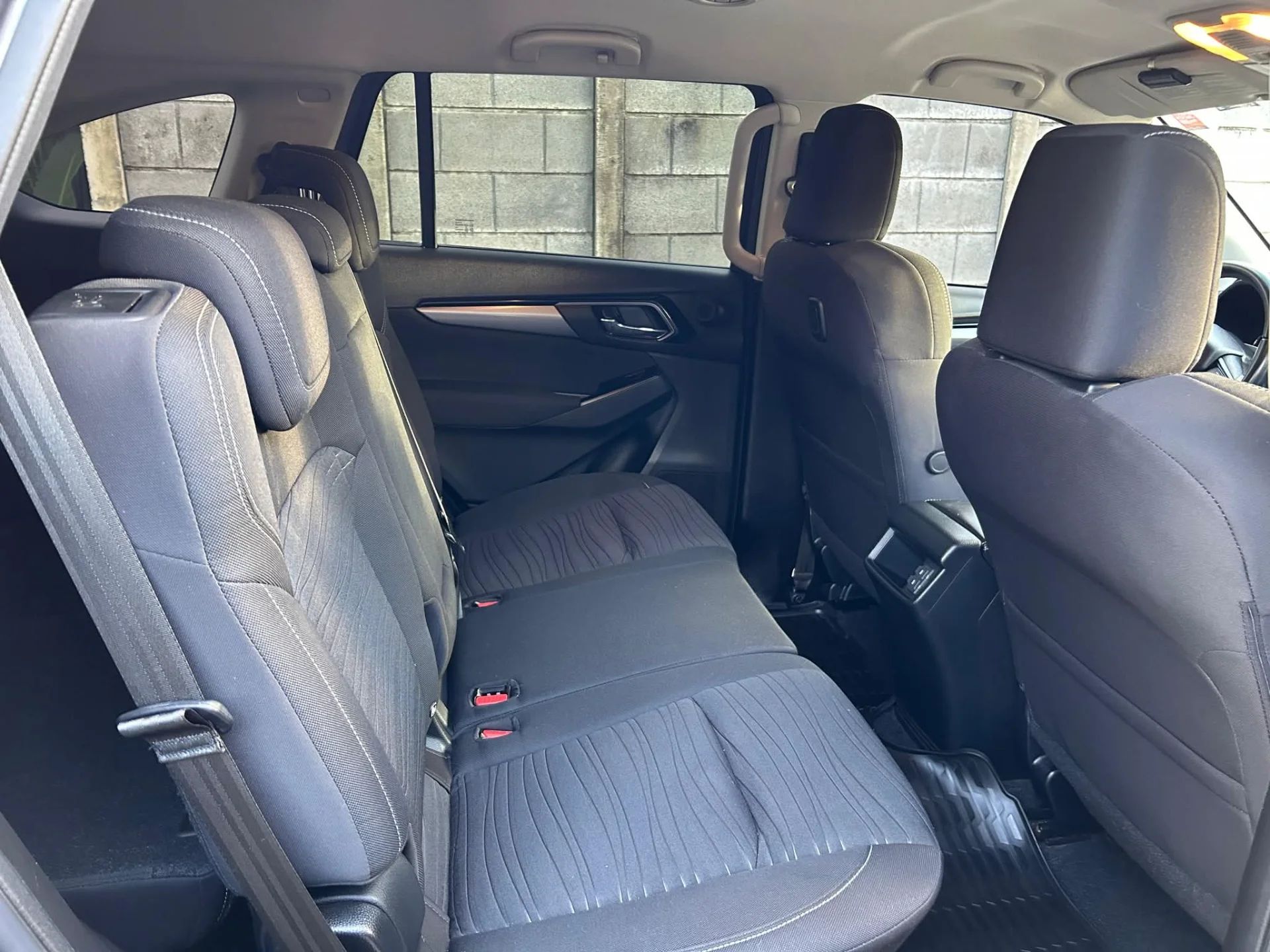 Isuzu MUX - Image 12