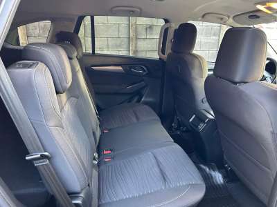 Isuzu MUX - Image 12