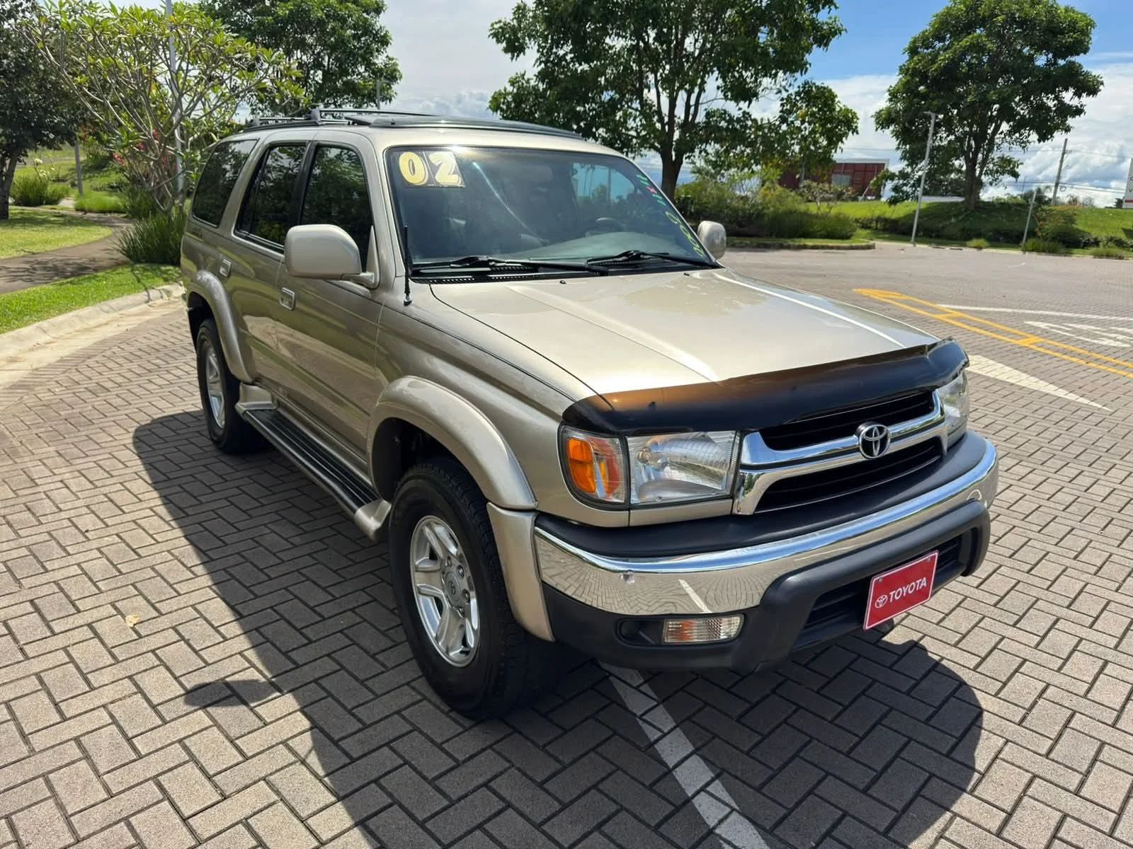 Toyota 4Runner - Image 4