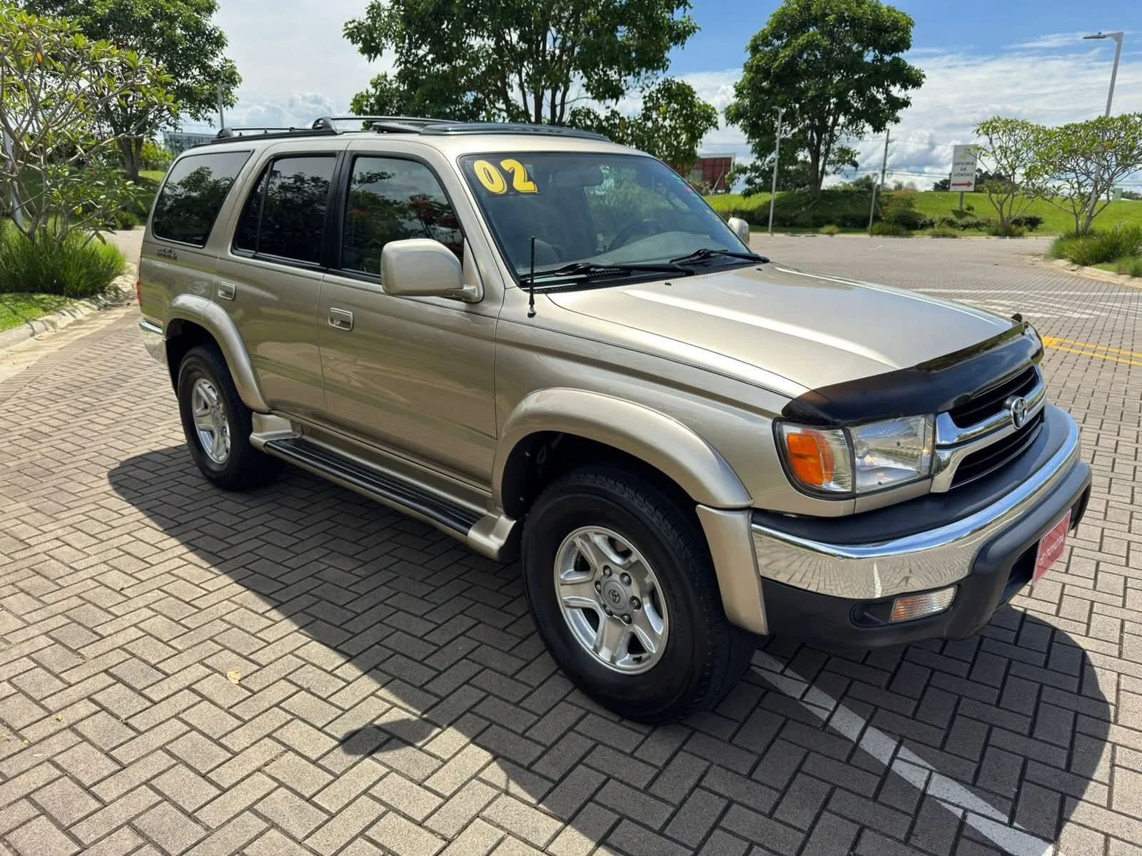 Toyota 4Runner - Image 6