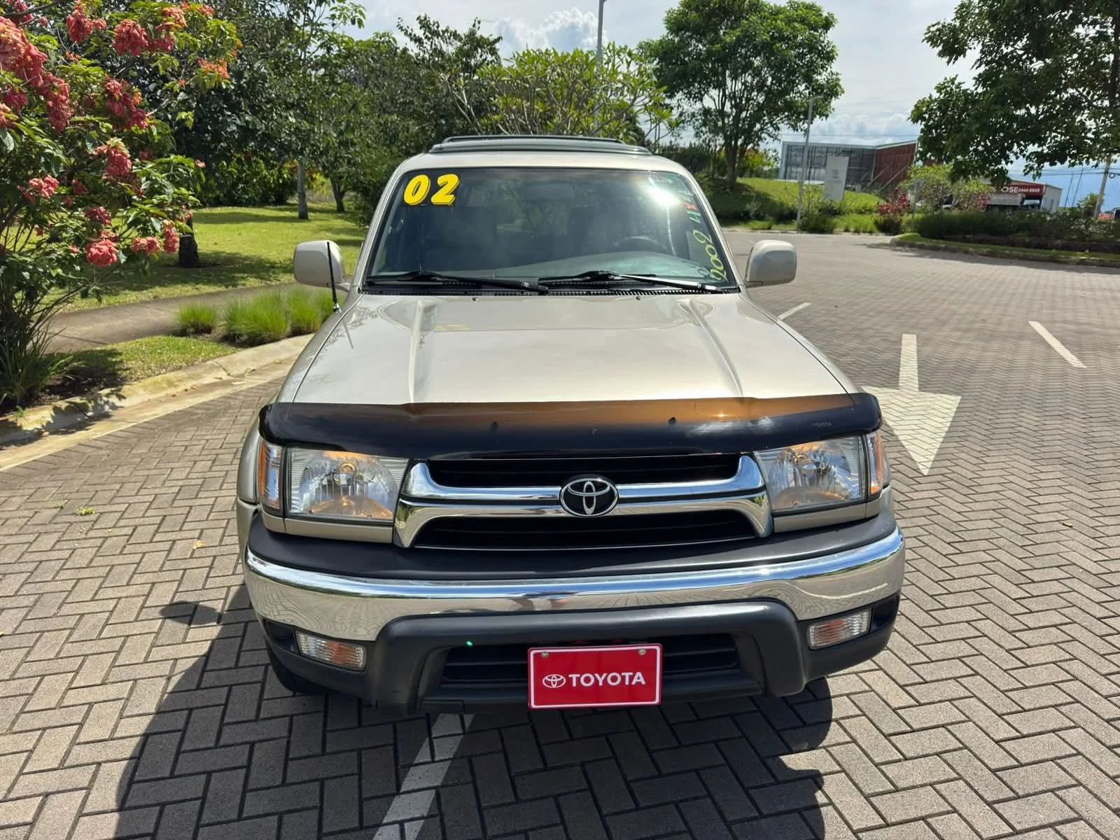 Toyota 4Runner - Image 7