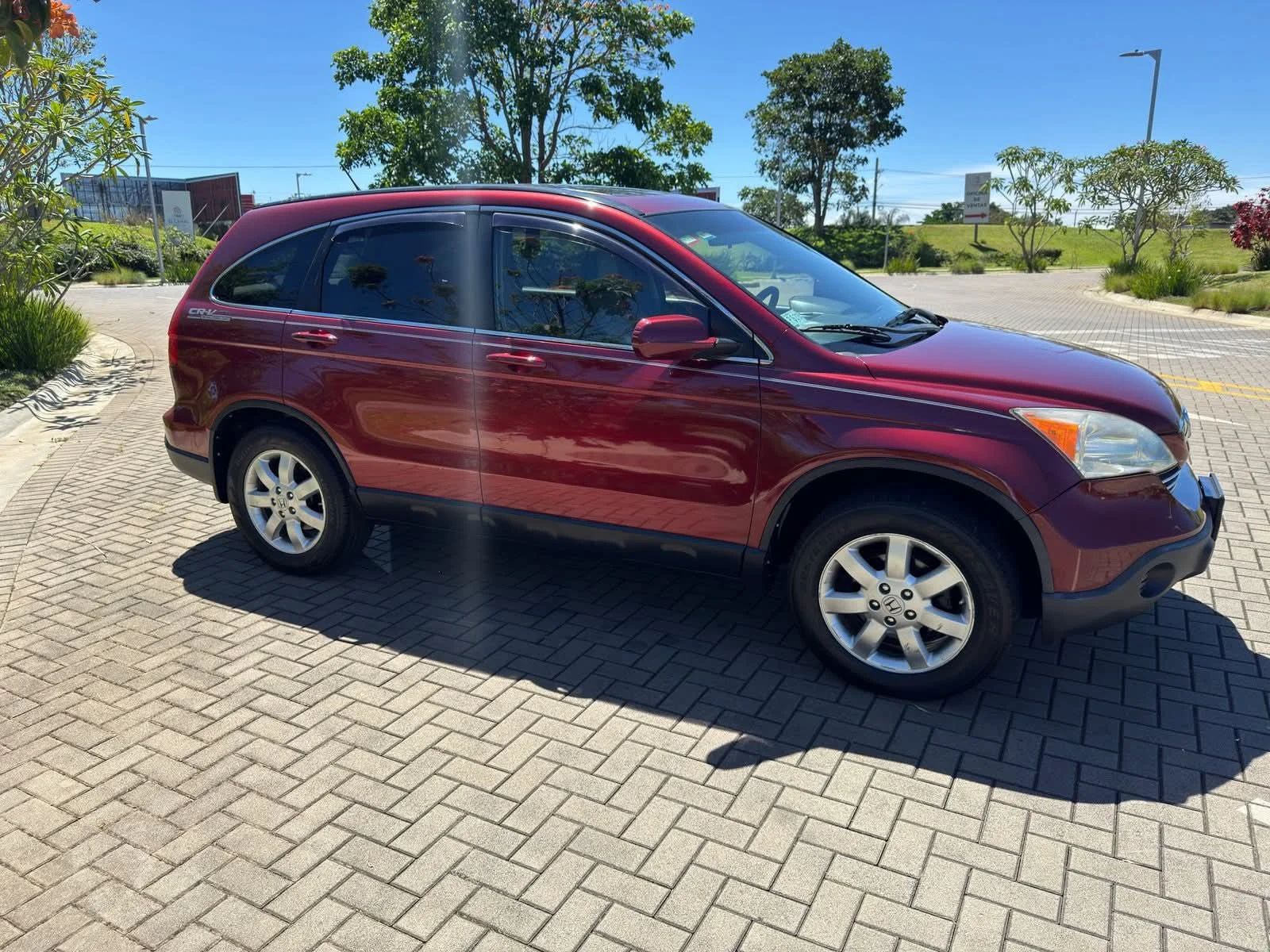 Honda CR-V - Image 2