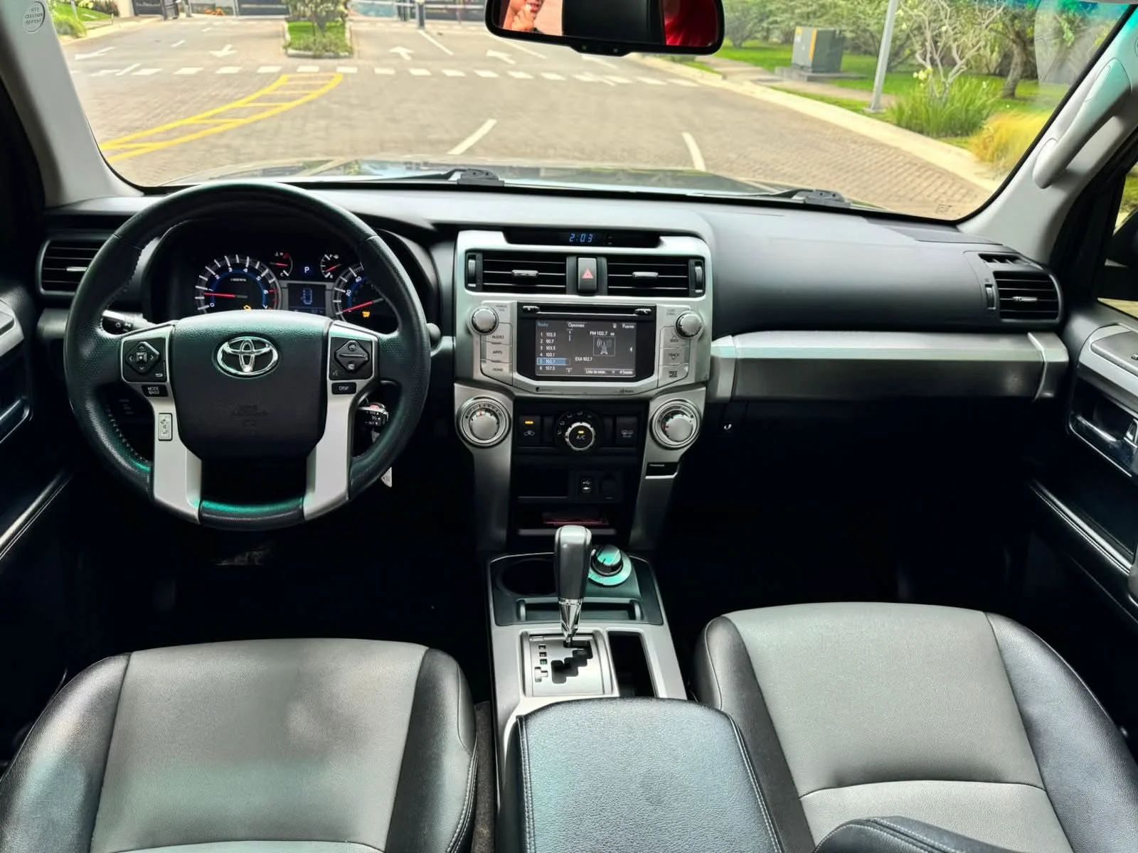 Toyota 4Runner - Image 8