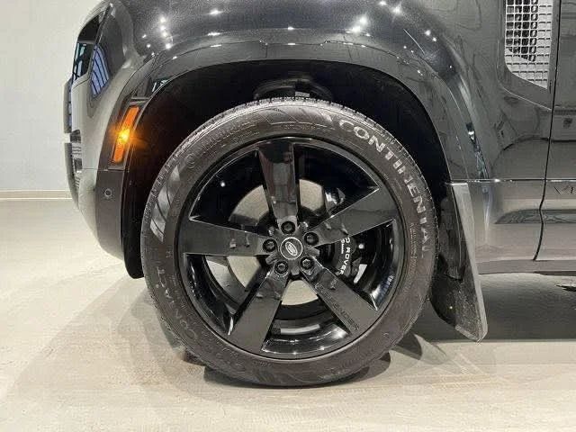 Land Rover Defender 90 - Image 7