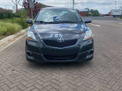 Toyota Yaris - Image 4