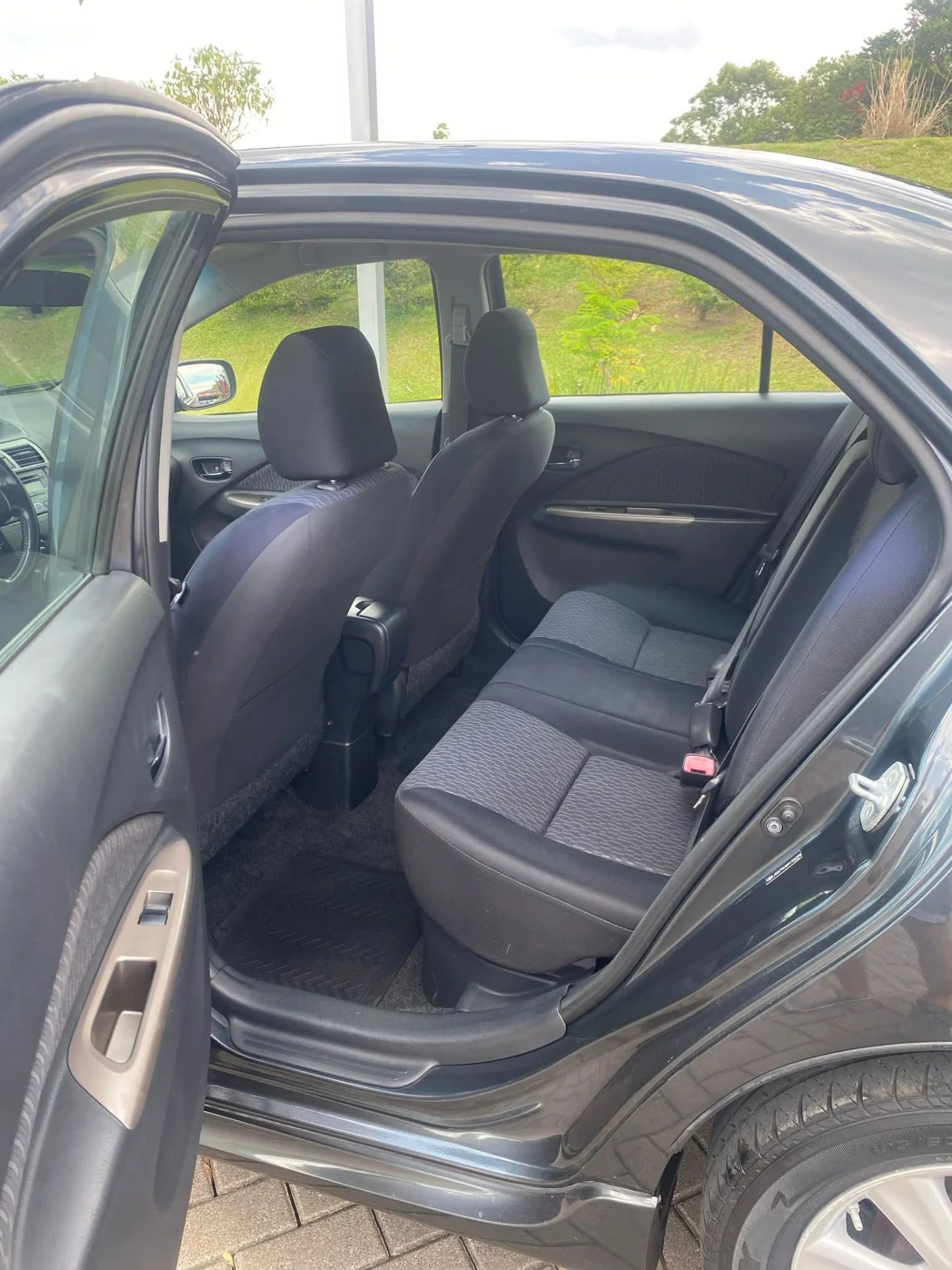 Toyota Yaris - Image 5