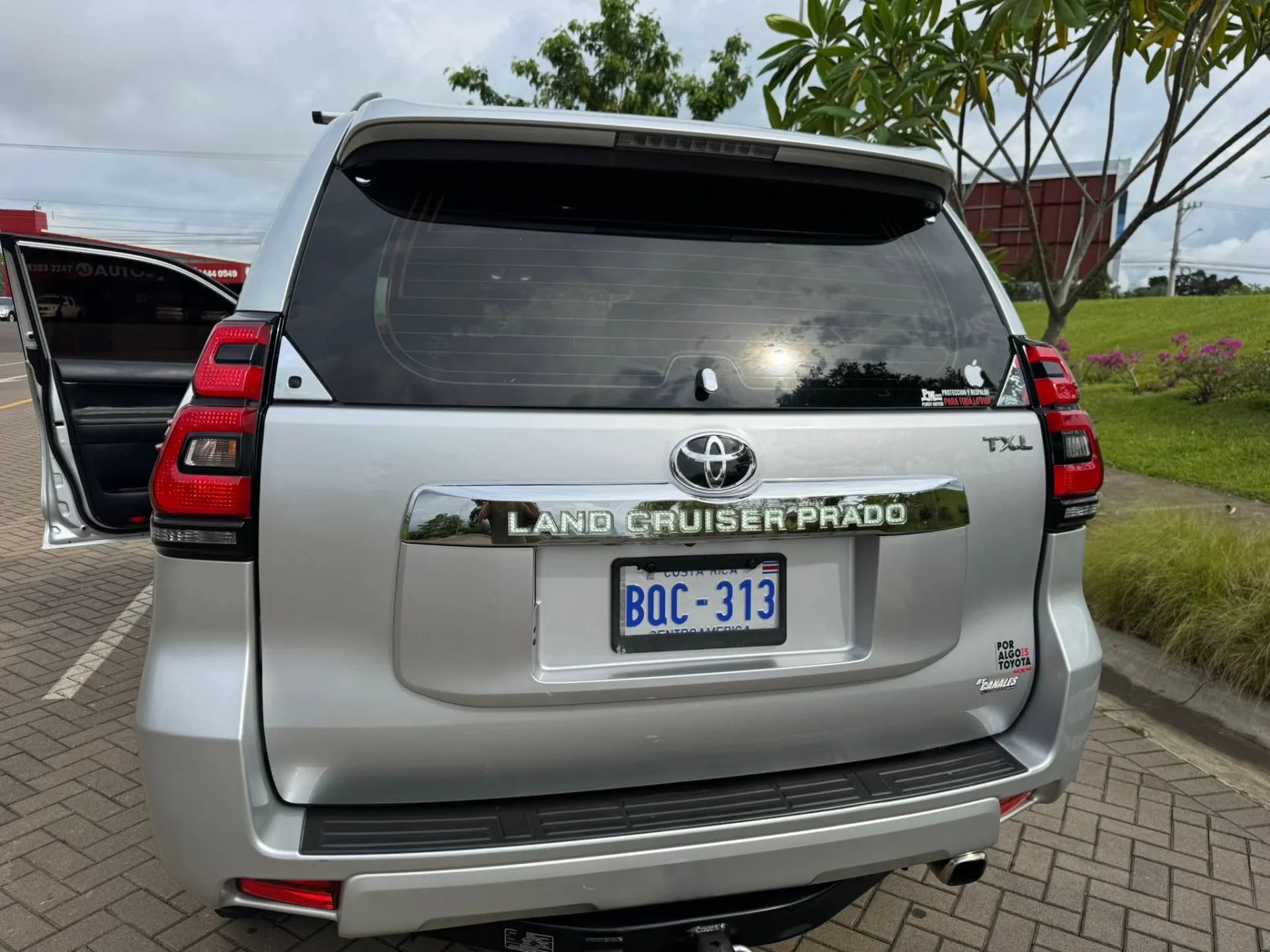 Toyota Prado - Image 4