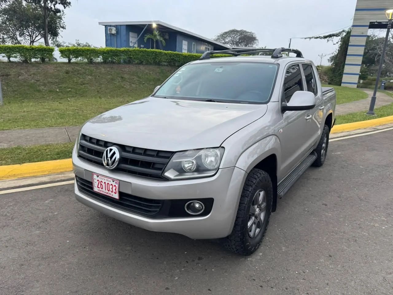 Volkswagen Amarok - Image 2
