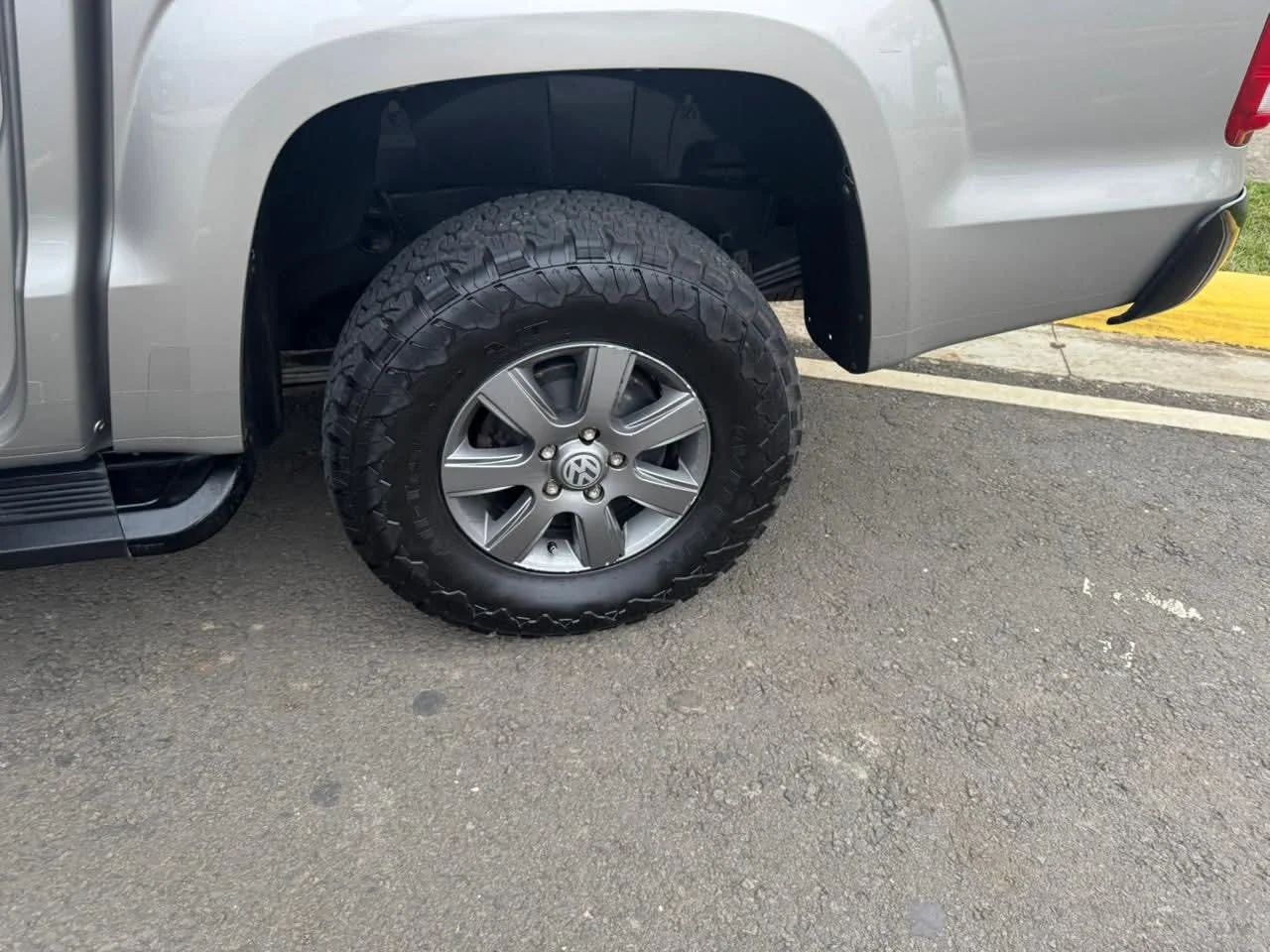 Volkswagen Amarok - Image 5