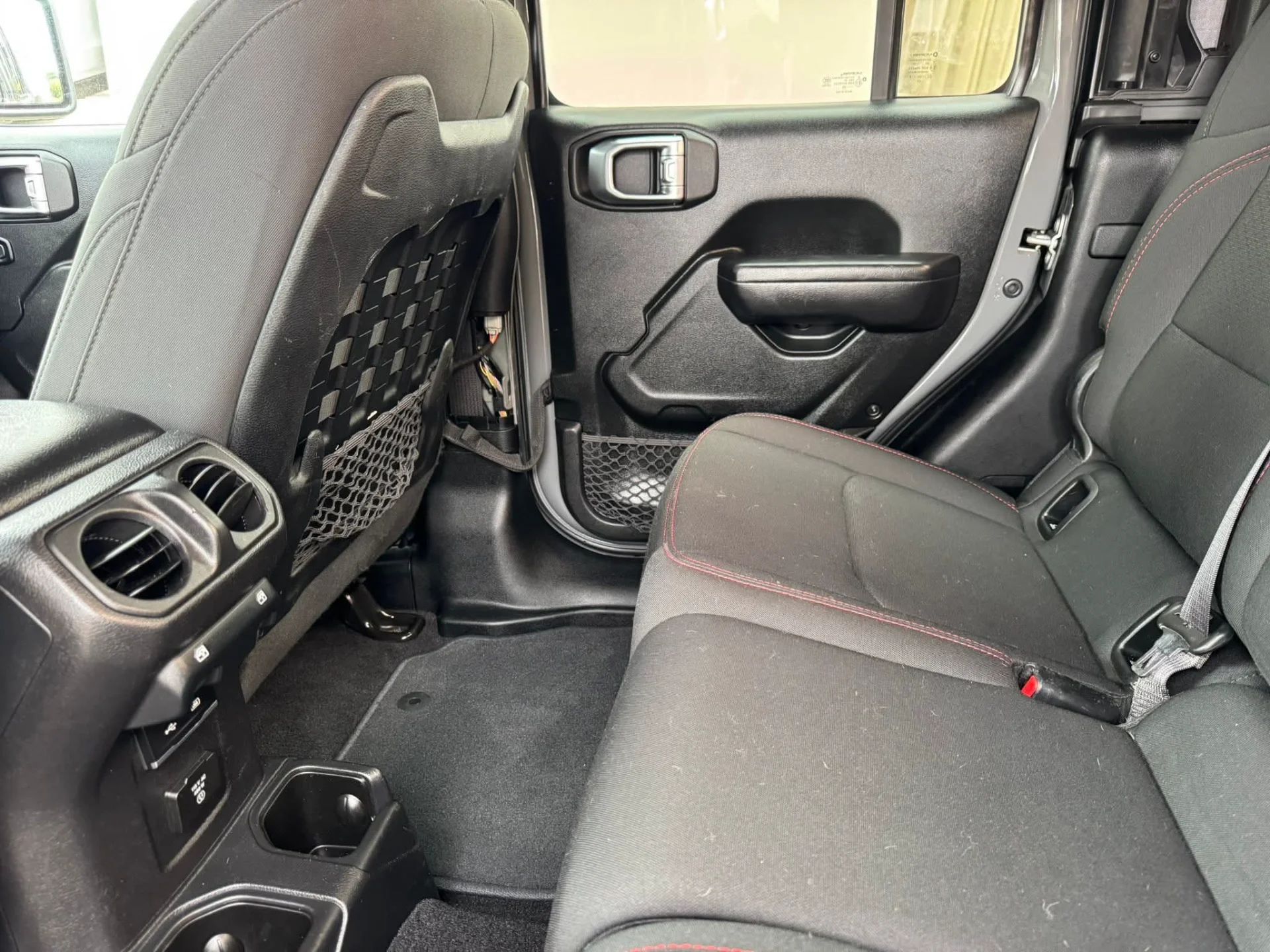 Jeep Gladiator Rubicon - Image 10