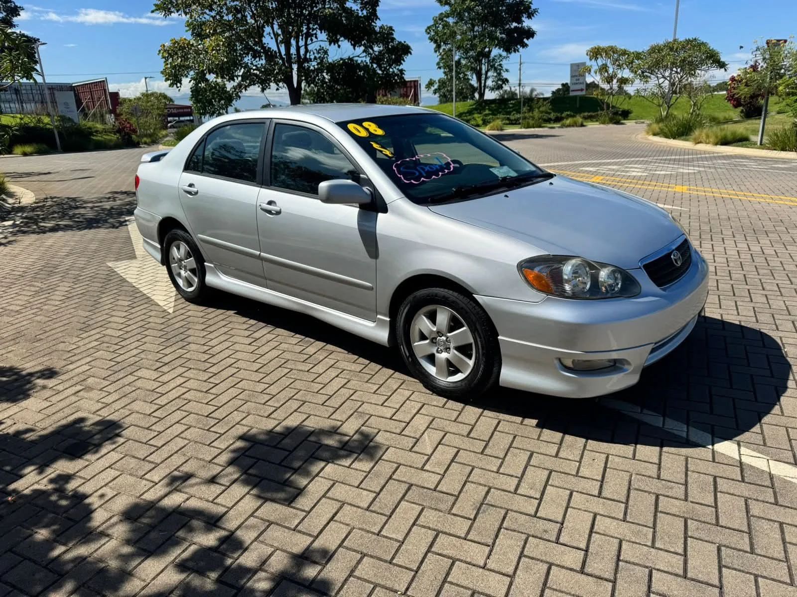 Toyota Corolla - Image 3