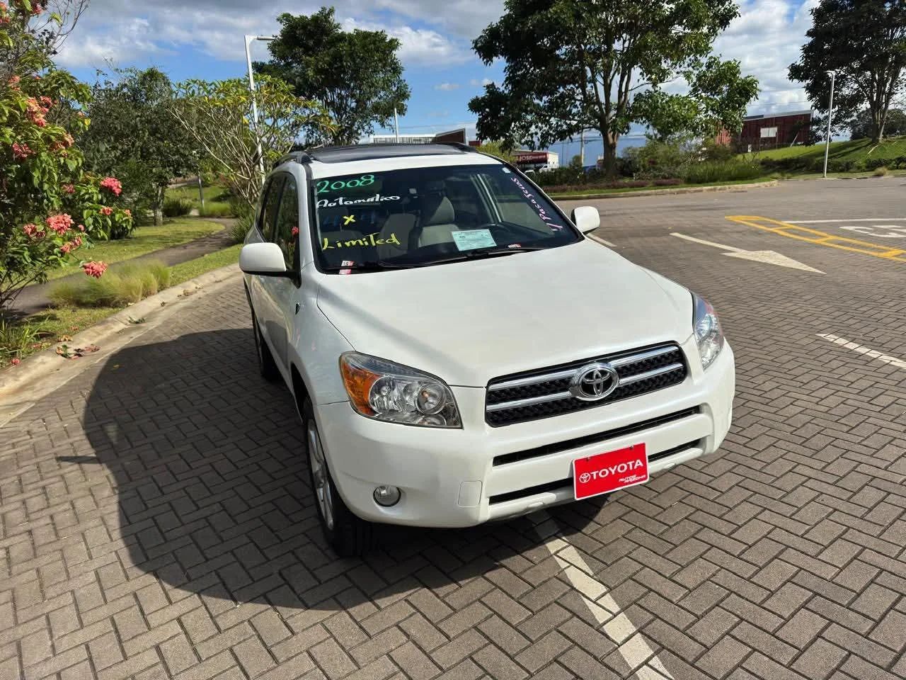 Toyota RAV4 - Image 3