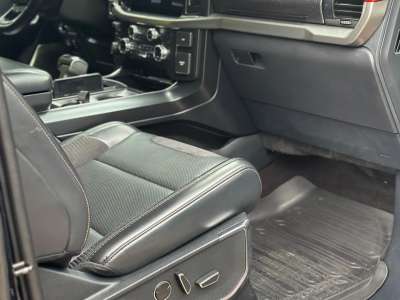 Ford F-150 Raptor - Image 12