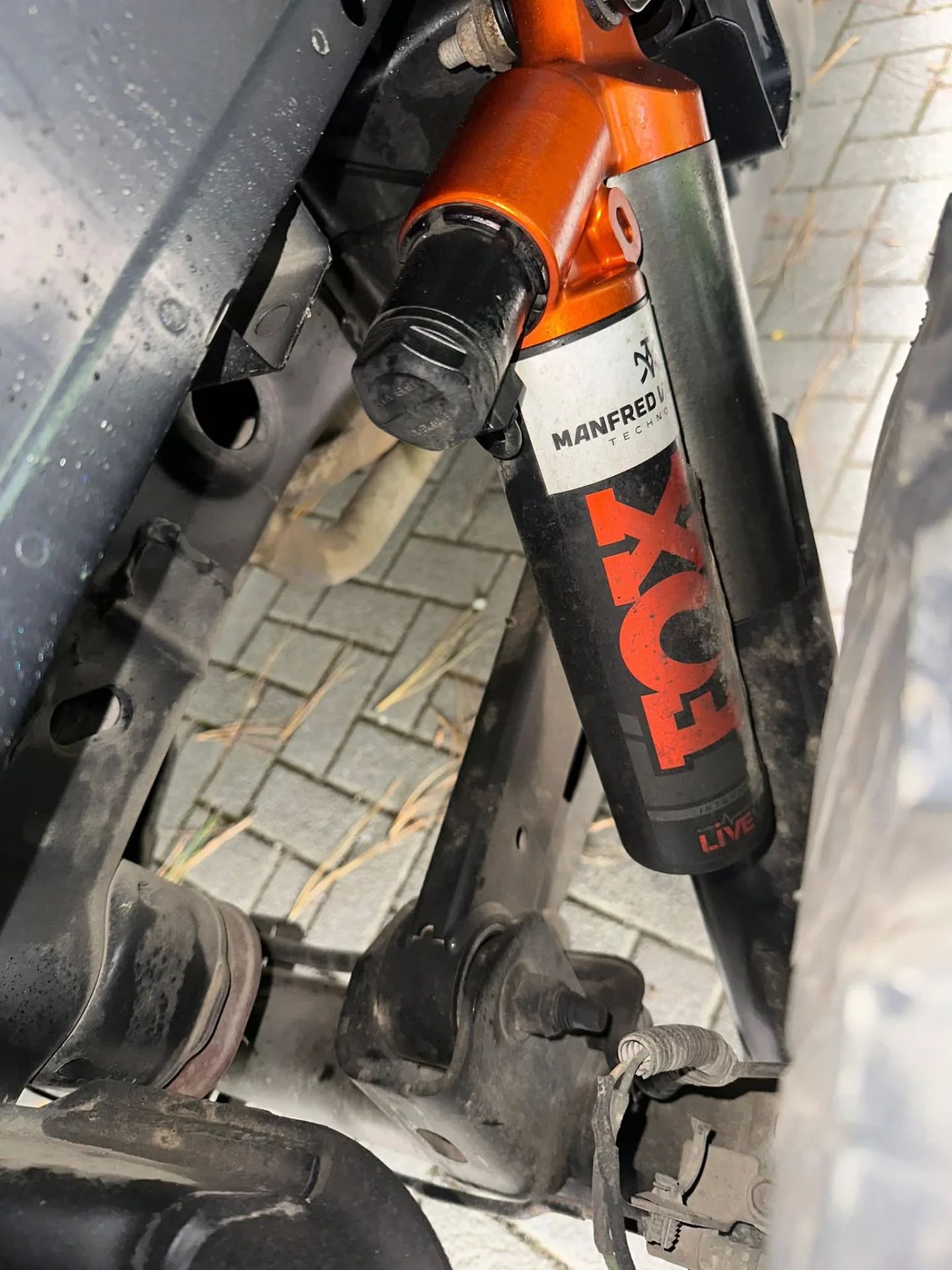 Ford F-150 Raptor - Image 18