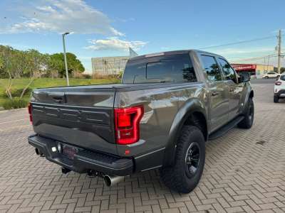 Ford Raptor - Image 3