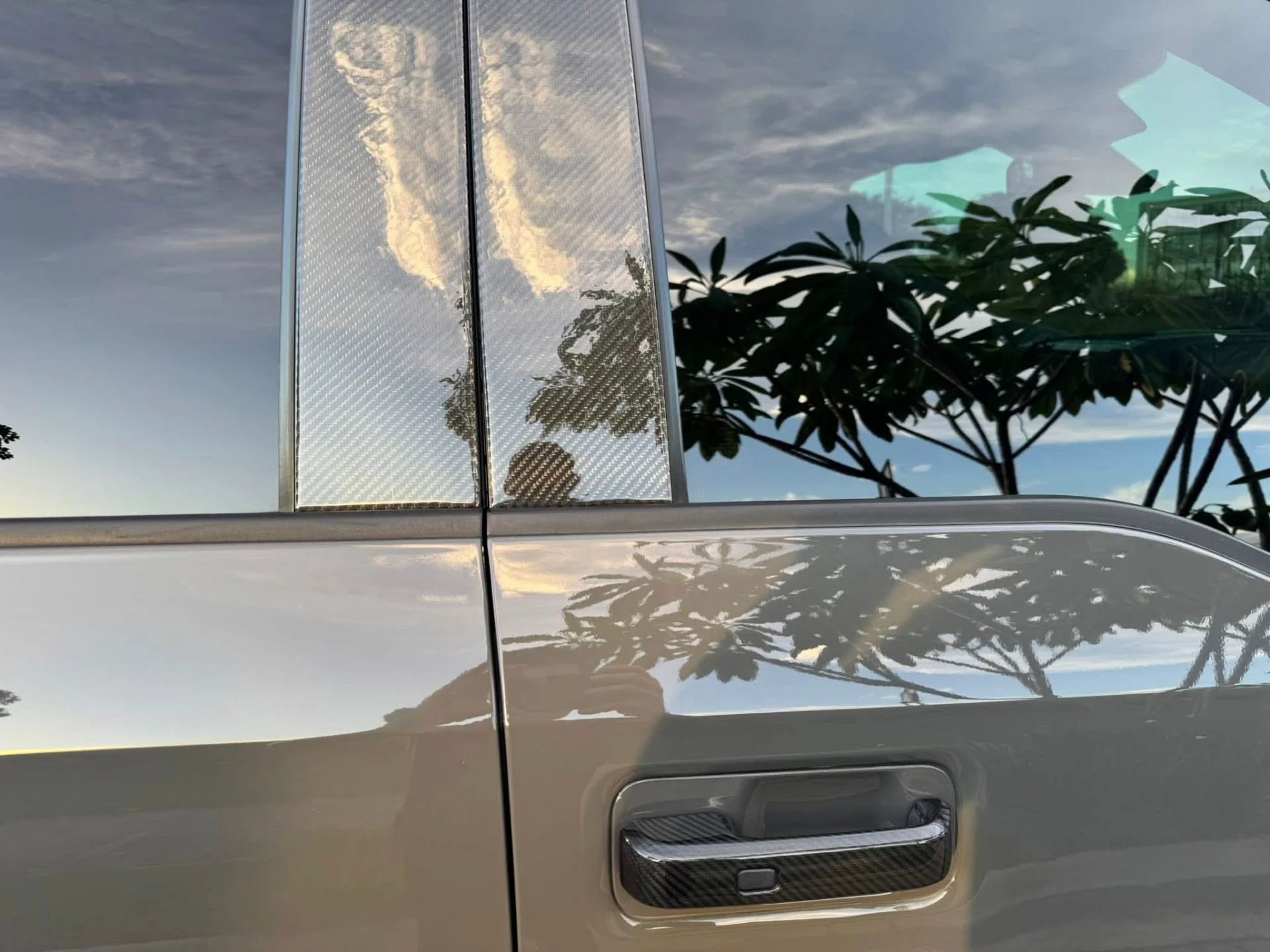 Ford Raptor - Image 15