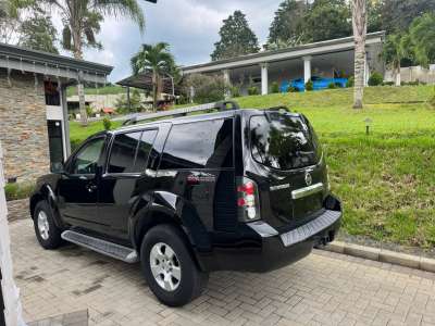 Nissan Pathfinder - Image 4