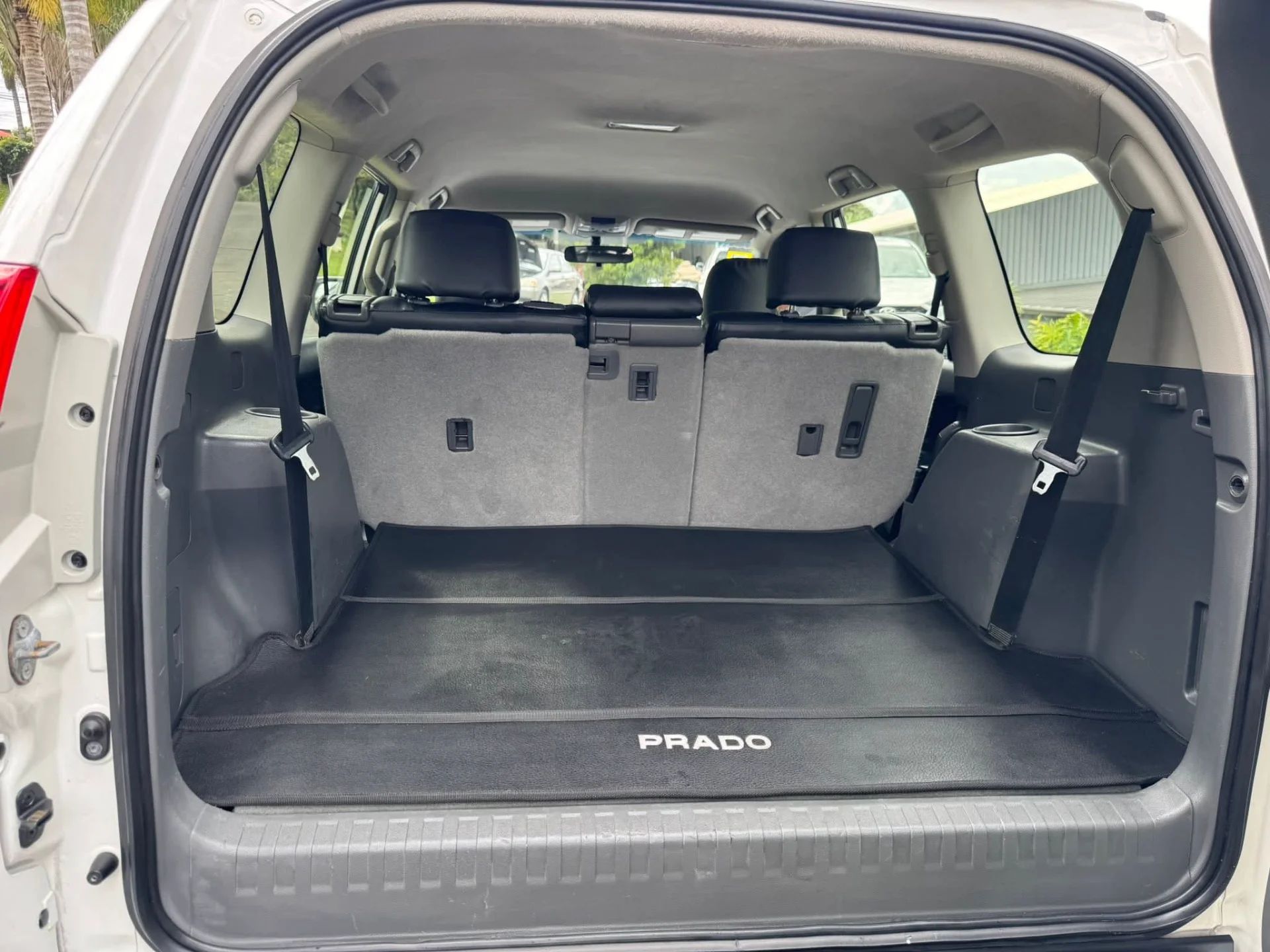 Toyota Prado - Image 3