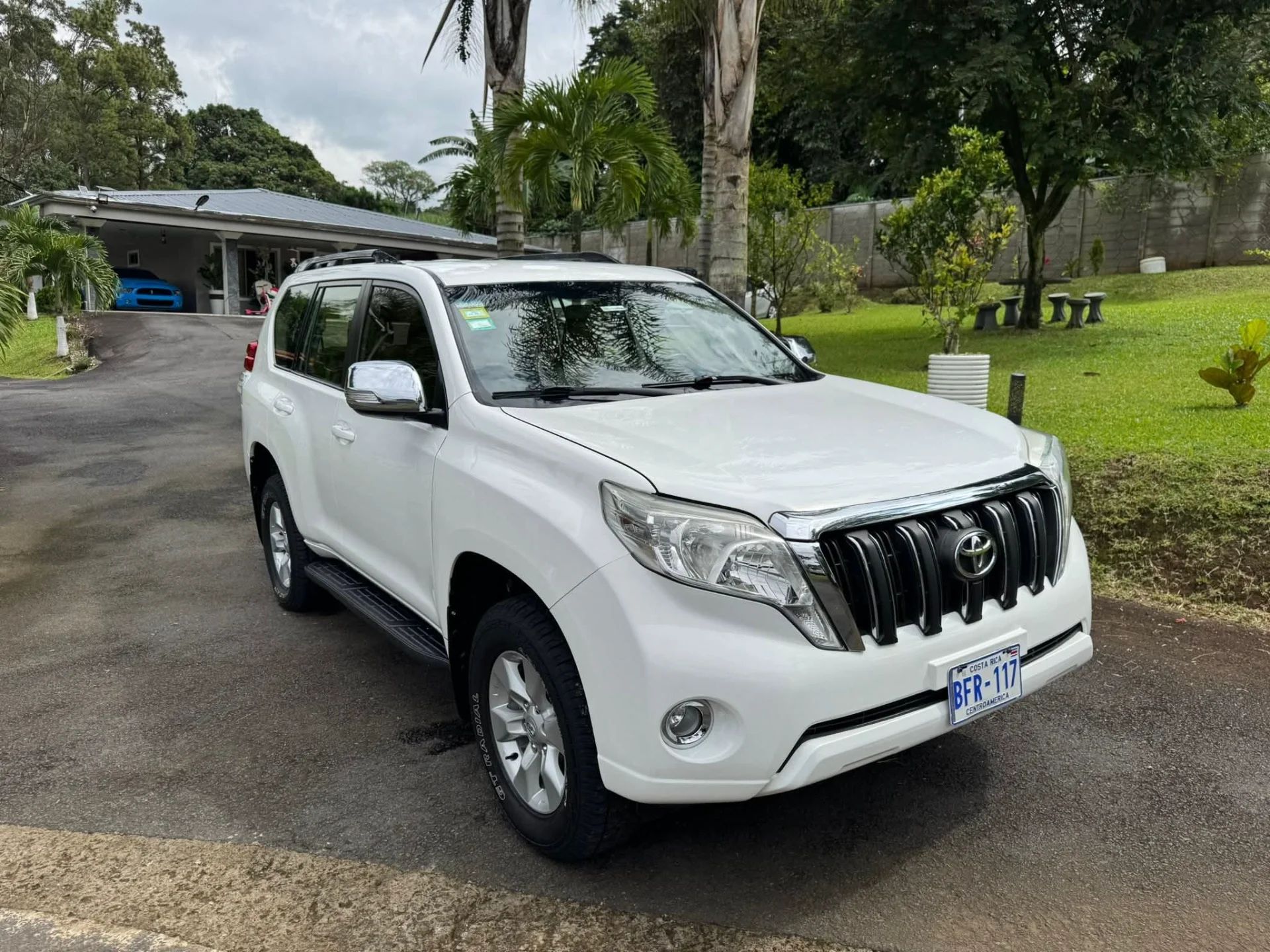 Toyota Prado - Image 5