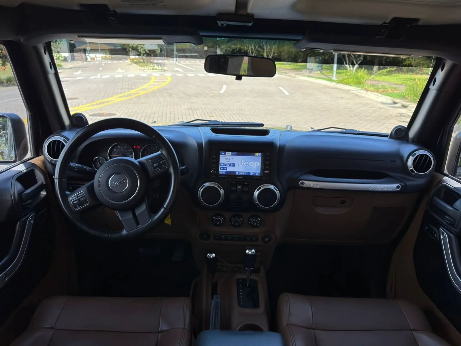 Jeep Rubicon - Image 6