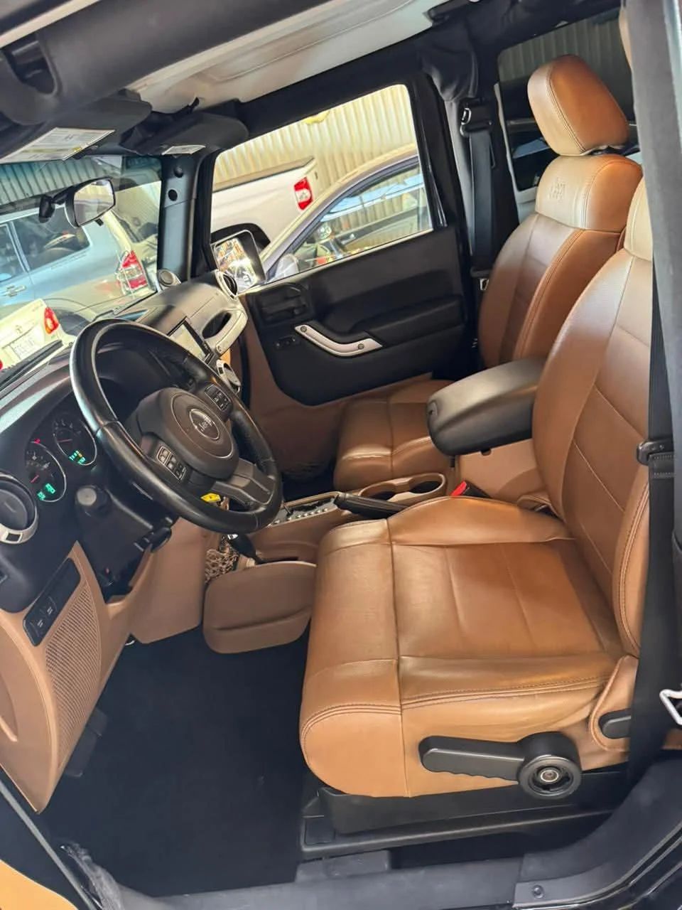 Jeep Rubicon - Image 7